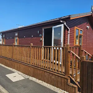 Holiday home Captivatingly Stunning 2-bed In